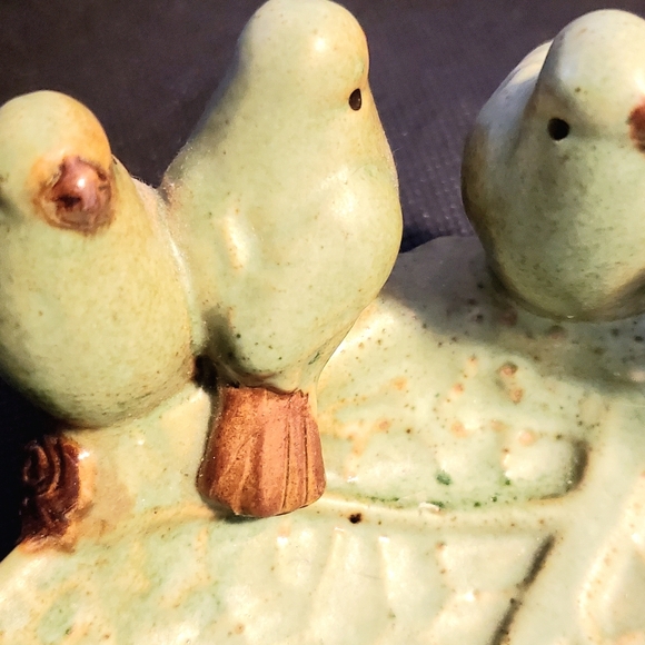 Vintage Pottery Art Decor Leaf Serving Dish with Birds - Picture 3 of 7